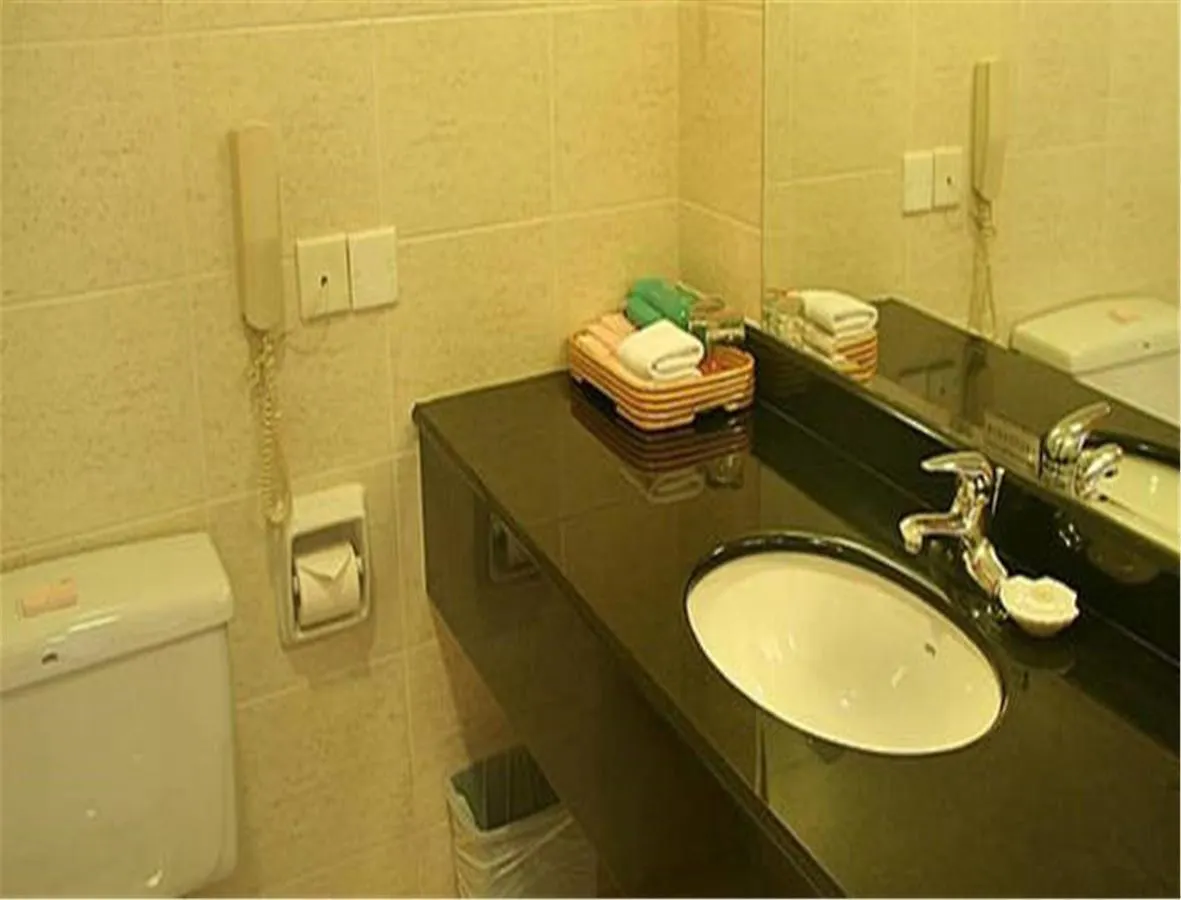 Zhuhai 2000 Years Hotel 3*,